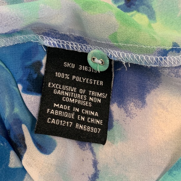 Le Château. Ladies blouse. - Picture 9 of 9